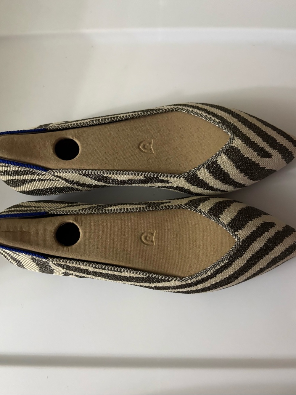 BRAND NEW! Rothy's Pointed Zebra-Print Flats in Cream and Brown with Blue Trim - Picture 2 of 3